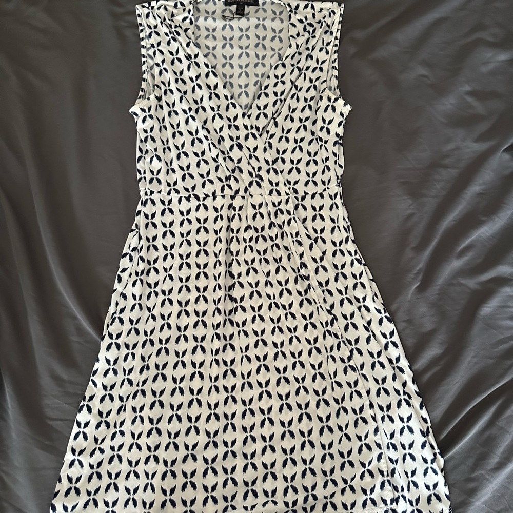 Elegant Black and White Patterned Dress